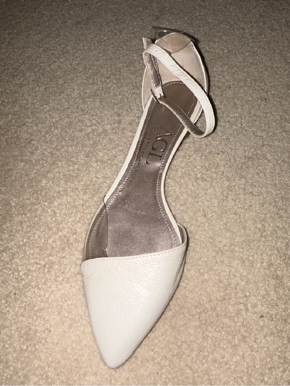 Attilio Giusti Leombruni Cream Ankle Strap Flats